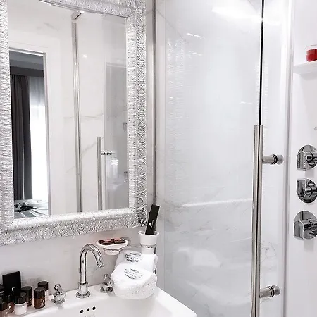 Piazza Di Spagna De Charme بيت ضيافة 4*