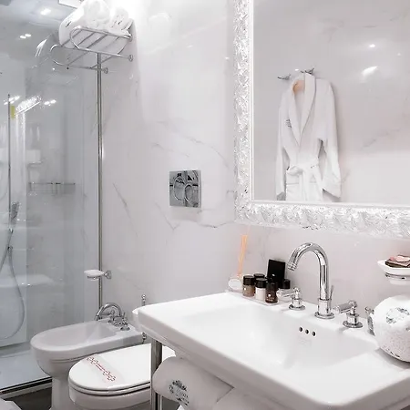 بيت ضيافة Piazza Di Spagna De Charme 4*