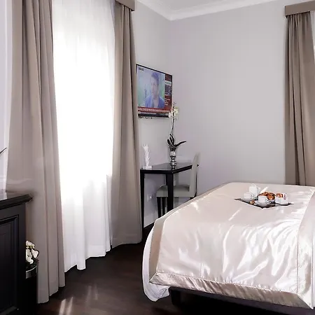 Piazza Di Spagna De Charme 4* روما