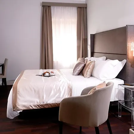 Piazza Di Spagna De Charme 4* روما