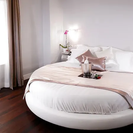 Piazza Di Spagna De Charme بيت ضيافة