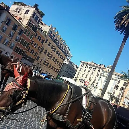Piazza Di Spagna De Charme 4*