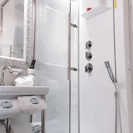 Piazza Di Spagna De Charme 4*