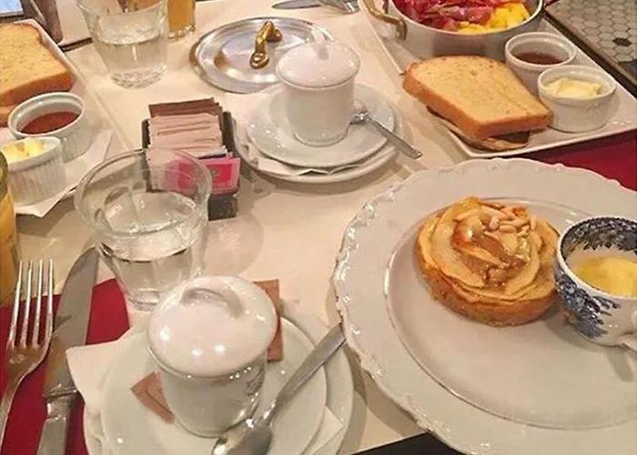 Piazza Di Spagna De Charme 4*