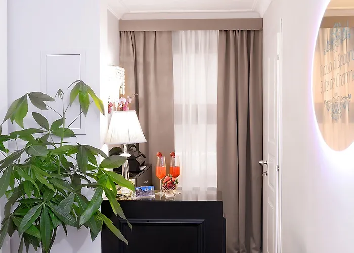 Piazza Di Spagna De Charme 4*