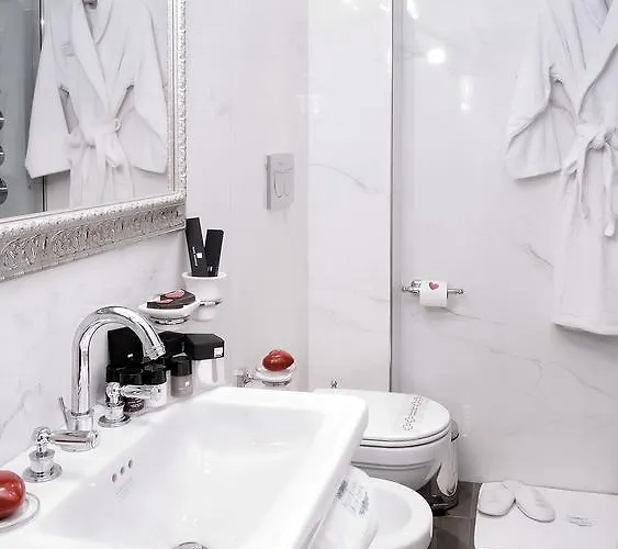 Πανσιόν Piazza Di Spagna De Charme 4*